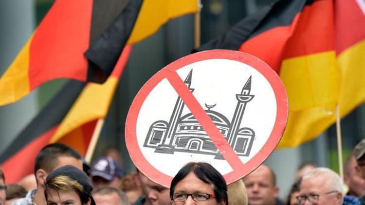 TBMM’den Avrupa’ya İslamofobi çıkarmadı