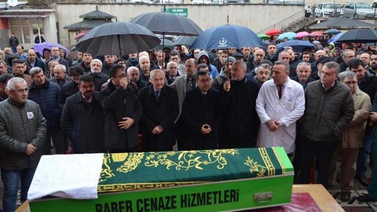 Yaşamı boyunca hayat kurtaran doktor, ölümüyle 3 kişiye umut oldu (2)