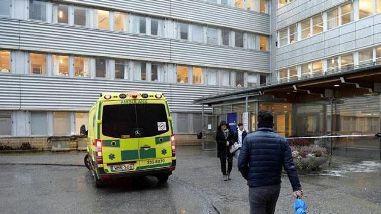 İsveç Göçmen Bürosu önünde kendini yaktı