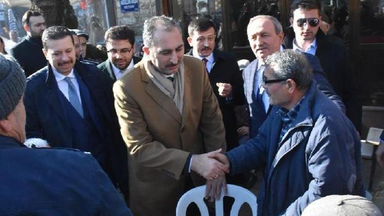 Adalet Bakanı Gül’den esnaf ziyareti