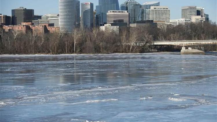 Amerikayı aşırı soğuk vurdu, nehirler dondu