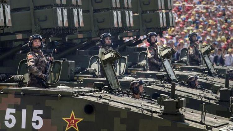 Çin Devlet Başkanı Şiden orduya: Ölümden korkmayın, savaşa hazır olun