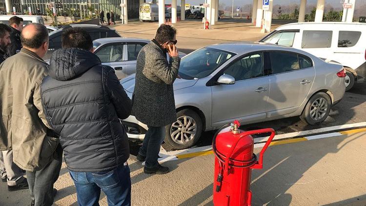 Hareket etmeyince hemen polisi aradılar Donarak öldü