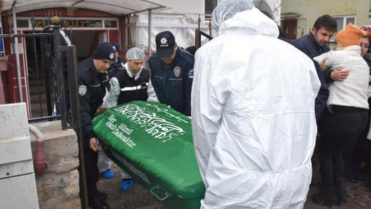 Evinde bıçaklanarak öldürülmüş bulundu