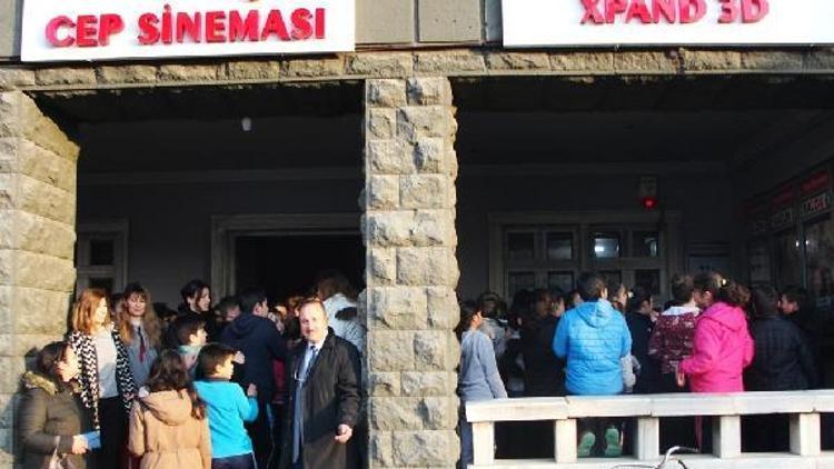 Öğrencilere ücretsiz sinema günleri başladı