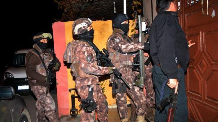 Adanada PKK operasyonu: 8 gözaltı
