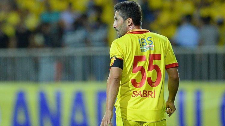 Göztepede Sabri Sarıoğlu takımdan ayrı çalıştı