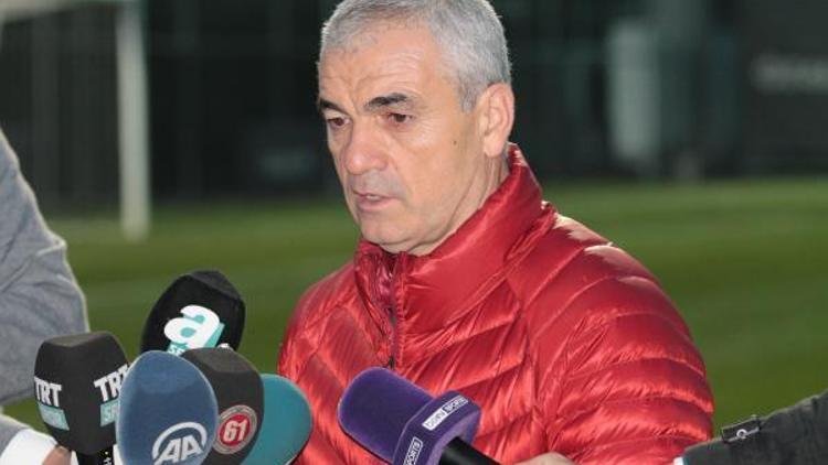 Trabzonspor Teknik Direktörü Çalımbay: Sol bek ve kanat oyuncu transferleri şart