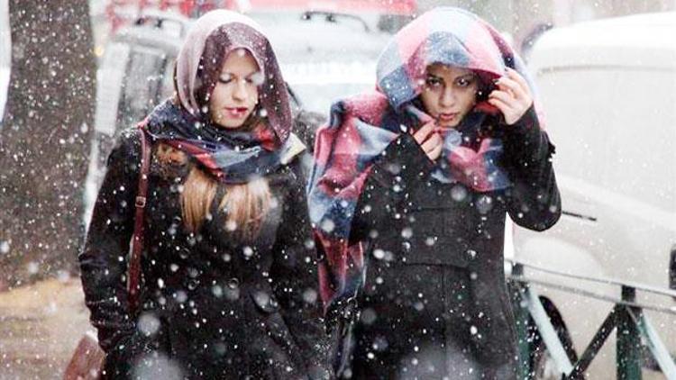 Ünlü meteorolog İstanbulluları uyardı Kar için tarih verdi