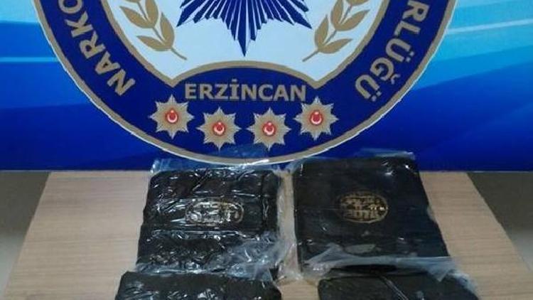 Erzincan’da uyuşturucu operasyonu: 5 tutuklama