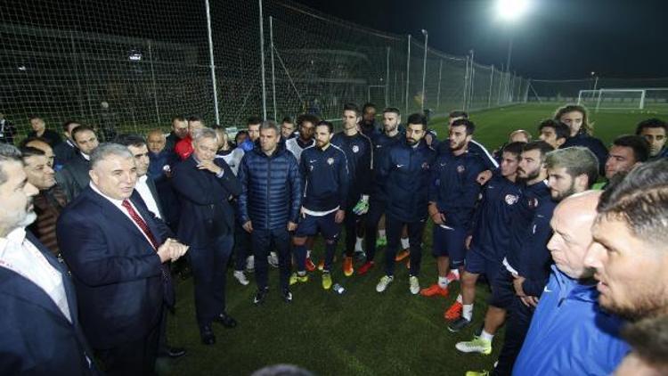Antalyaspor Başkanı Bulut: İyi sonuçlar almayı düşünün