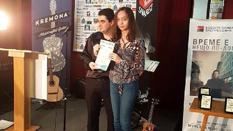 Geleceğin gitaristi Bulgaristan’dan ödülle döndü
