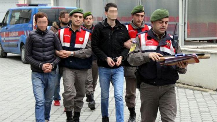 Tasdikname alacağız diyerek girdikleri okulda terör estirdiler