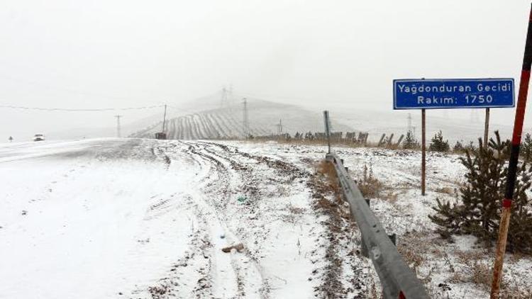 Sivasın yükseklerine kar yağdı