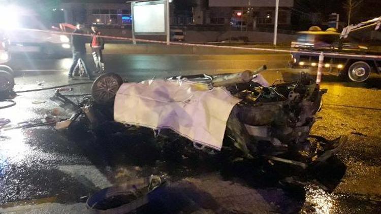 Ankarada takla atıp alev alan otomobilin sürücüsü, öldü