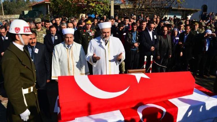 Çukurca şehidi toprağa verildi