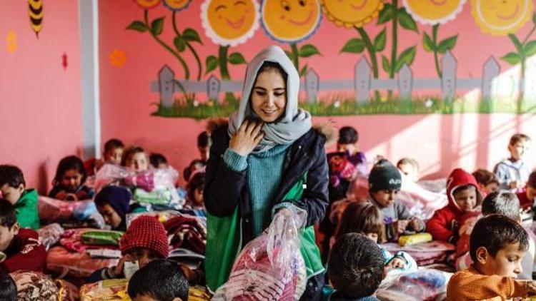Suriyedeki okullara yardım