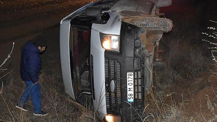 Sivasta iki ayrı trafik kazası: 10 yaralı