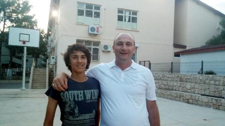 Rockçı imamın oğlu Romanyaya transfer oldu