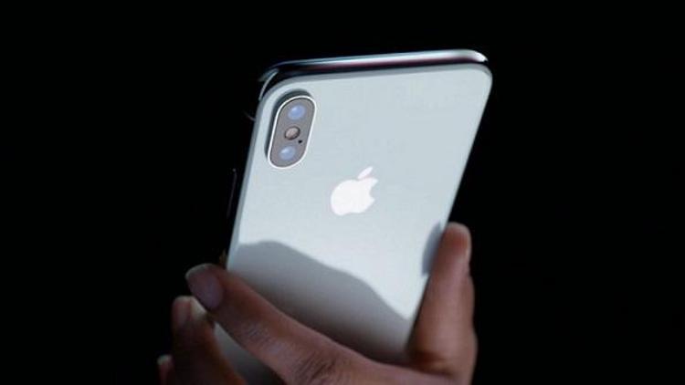 iPhone X tasarımı tamamen değişiyor