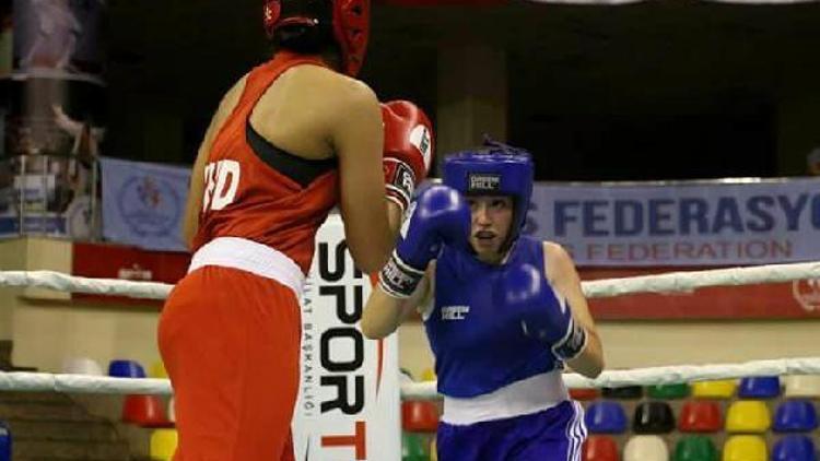 Nevşehirli kadın boksörler altın madalya için ringe çıkacak