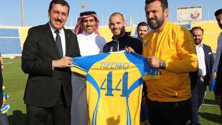 Bakan Tüfenkci, Katarda Evkur Yeni Malatyaspora oyuncu istedi