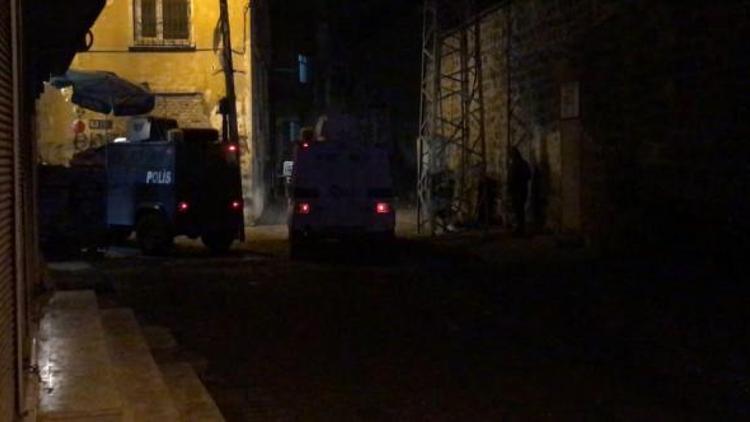 Diyarbakır’da cinayet sonrası 4 ev kundaklandı