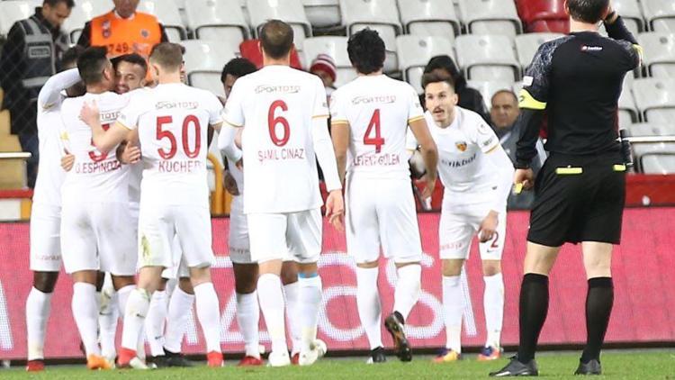 Kayserispor, Türkiye Kupasında çeyrek finale yükseldi
