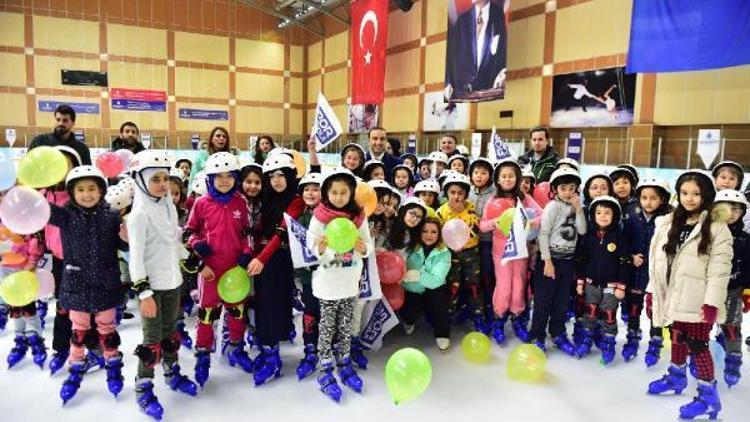 İstanbul Büyükşehir Belediyesinden öğrencilere muhteşem karne hediyesi