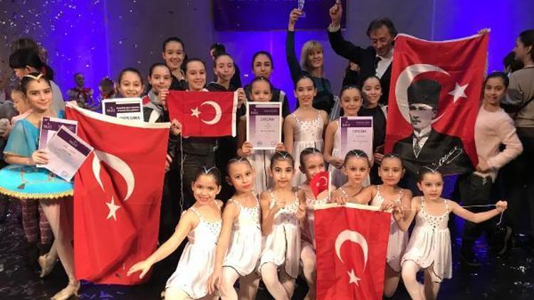 Antalyalı öğrenciler Rusyada ödülleri topladı