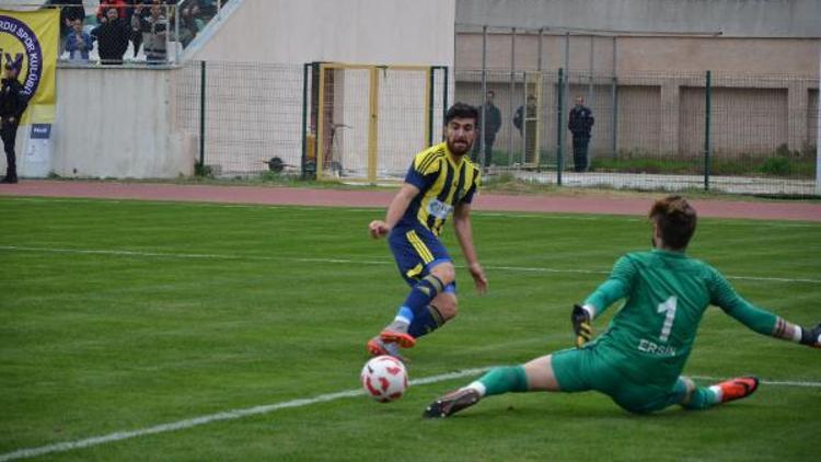 Tarsus İdmanyurdu - Utaş Uşakspor: 2 - 2