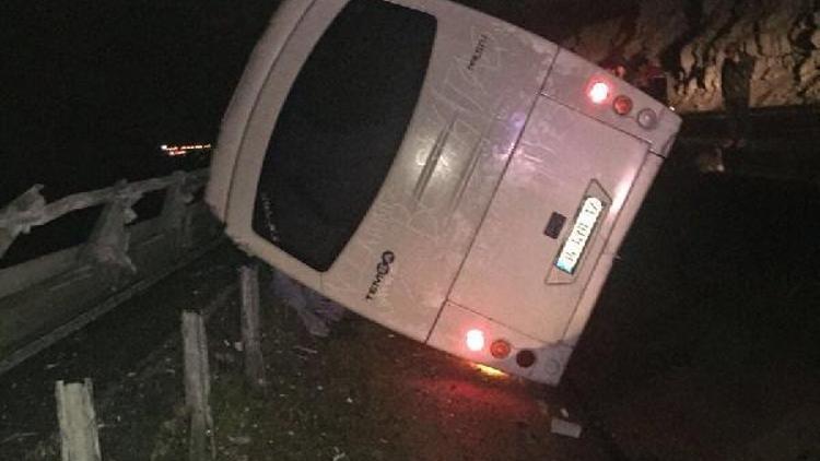 Beşiktaş taraftarını taşıyan otobüs maç dönüşü kaza yaptı