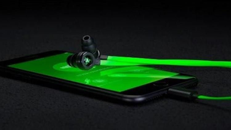 Razerdan Apple cihazları için özel kulaklık