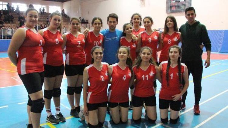 Voleybolda şampiyon belli oldu