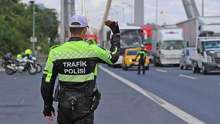 İçişleri Bakanından polislere yeni üniforma açıklaması