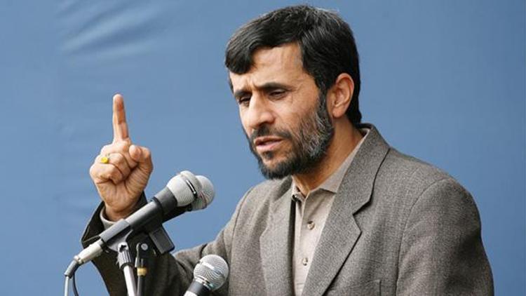 Ahmedinejaddan yeni hamle: İzin istedi