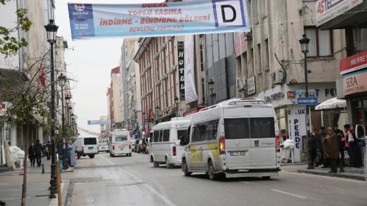 Adana çarşı trafiğinde tek yön çalışması sürüyor