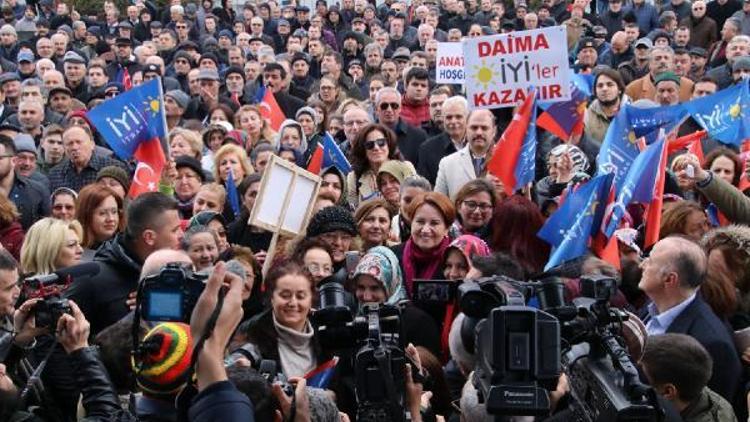 Akşener: Beli çökertilmiş denilen ordu Türkiyeyi kurtarıyor (2)