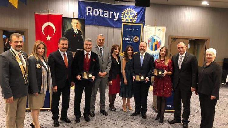 Rotary meslek hizmet ödülleri sahiplerini buldu