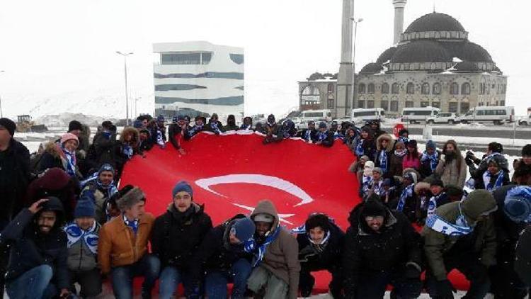 Yabancı öğrencilerden Zeytin Dalı Harekatına destek