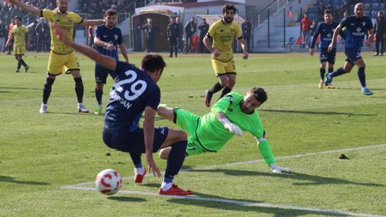 Düzcespor - Bayburt Grup Özel İdare Gençlik ve Spor: 0-2