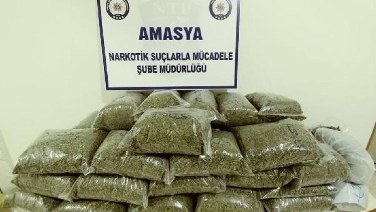 Amasya’da 21 kilo uyuşturucuya 2 gözaltı