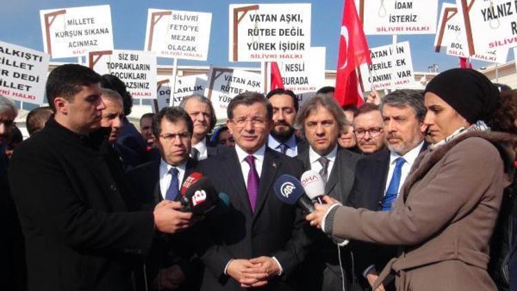 Davutoğlu: (Zeytin Dalı Harekatı) Açıklaması: Son derece başarılı bir mücadele veriliyor