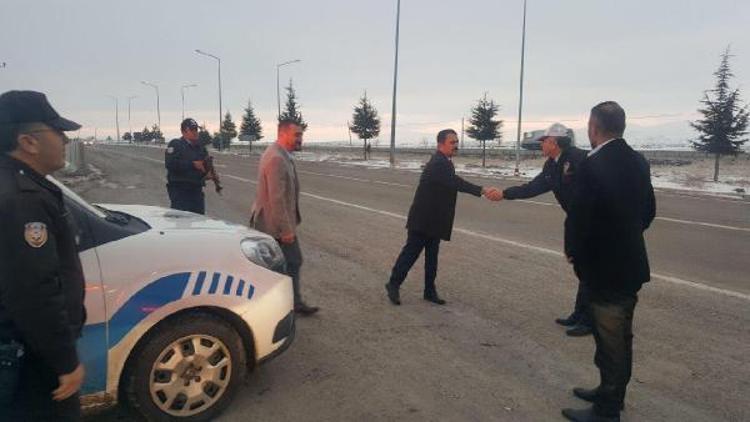 Vali Aktaş’tan polis uygulama noktasına ziyaret