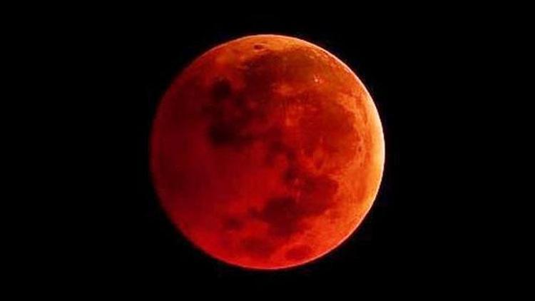 Süper Kanlı Mavi Ay tutulması büyük bir keyifle izlendi... İşte Kanlı Ay tutulmasından fotoğraflar