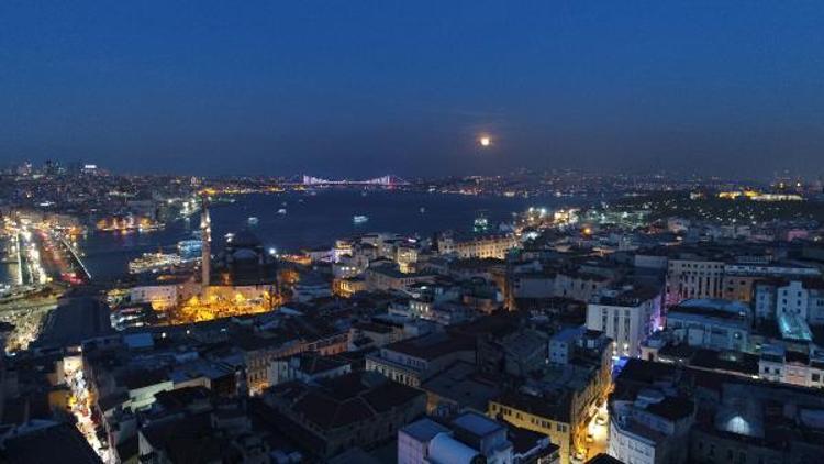 İstanbuldan kanlı ay manzaraları (1)