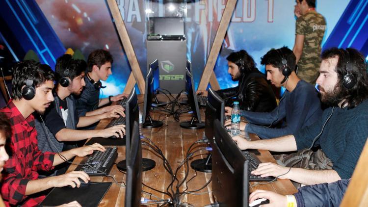 Oyunseverler Gaming İstanbula akın ediyor