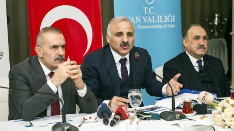 Van Valisi Zorluoğlu, projelerini  anlattı