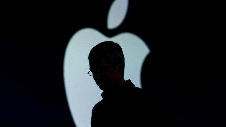 Appleın geliri rekor kırdı, iPhone satışları düştü