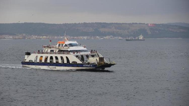 Çanakkalede Gökçeada seferleri fırtına nedeniyle iptal (2)